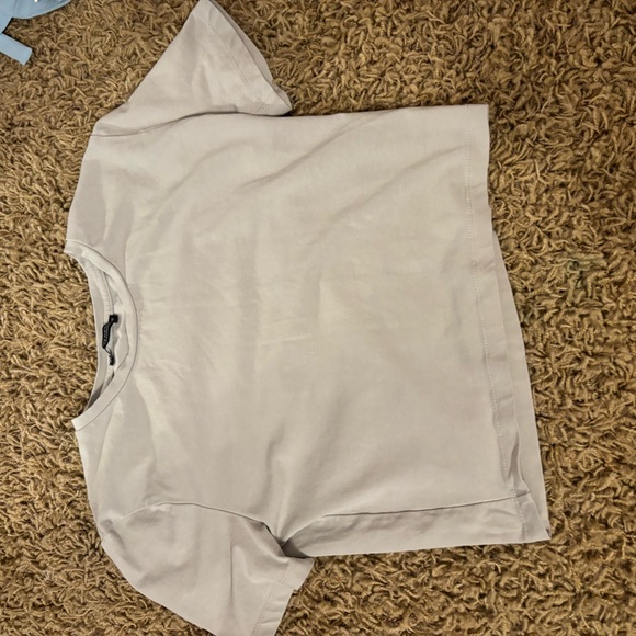 Cropped grey top from Zara - Picture 1 of 2
